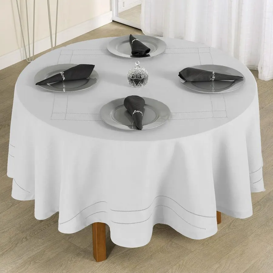 Toalha de mesa com ponto ajour artesanal 331