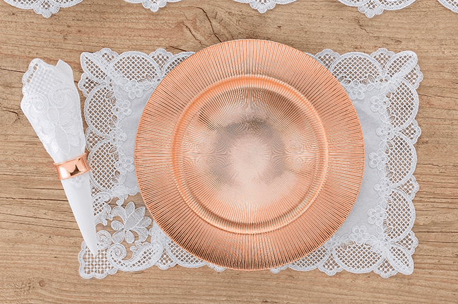 sousplat e argola para guardanapo