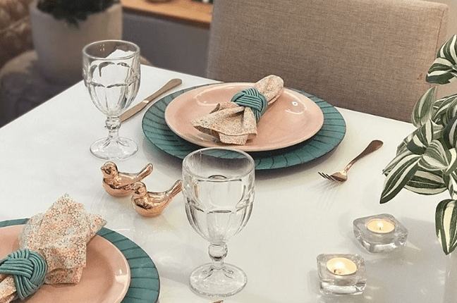 decoração de mesa posta chique