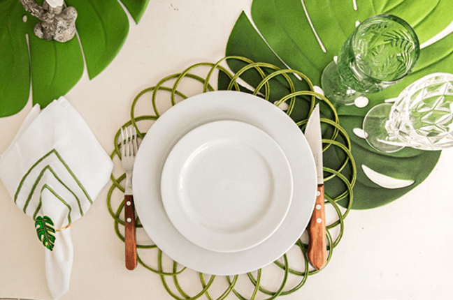 decoração de mesa posta verde